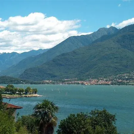 Sleeps 5 Pool Air Con Appartement Domaso